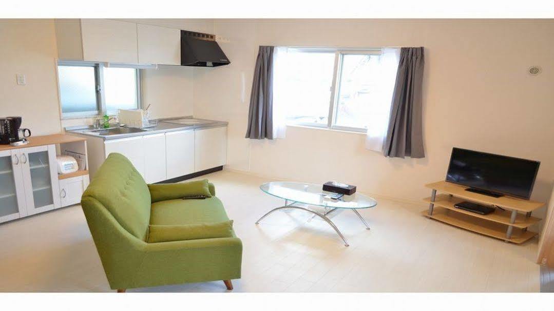Appartement Rainbow Terrace Ginowan Extérieur photo